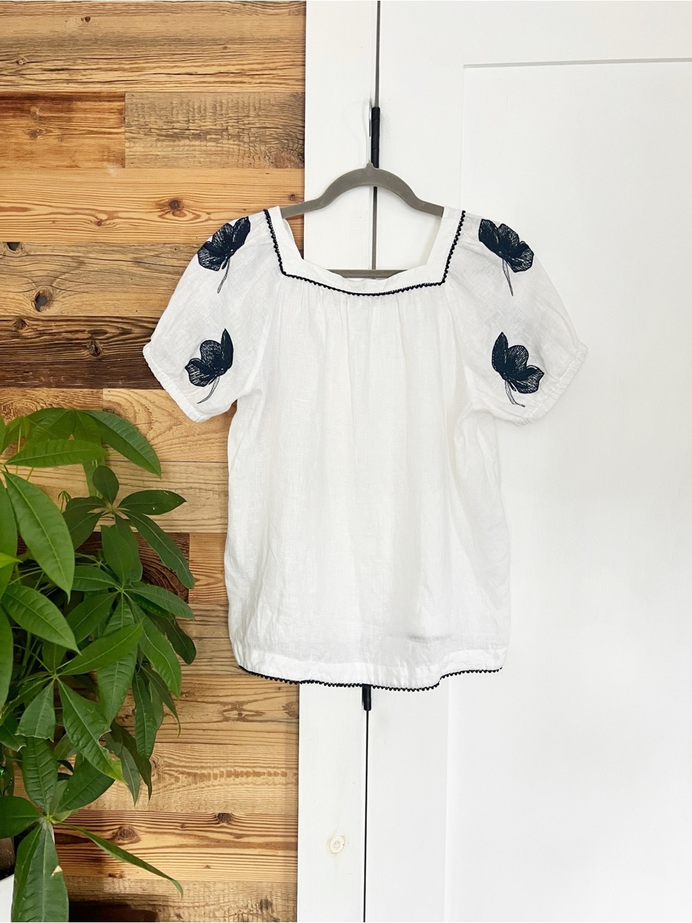 J.Crew White Linen Square Neck Embroidered Puff Sleeve Top Medium - Picture 4 of 6